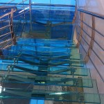 Лестничные ступени и ограждения из стекла